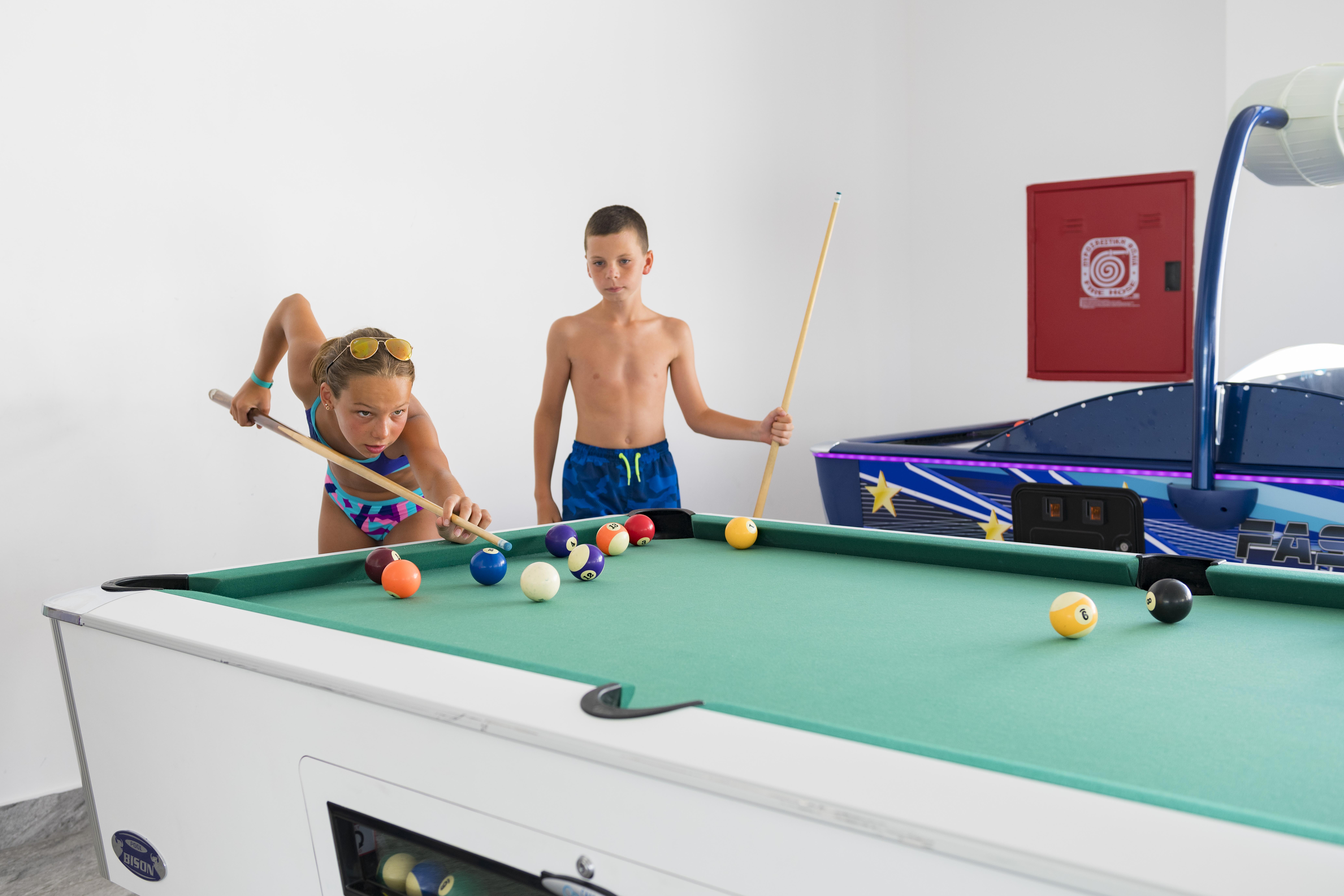 Lambi Resort Kos Town Ngoại thất bức ảnh